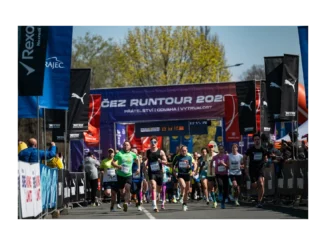 RunTour 2026: Hradec Králové přivítal vyprodaný závod