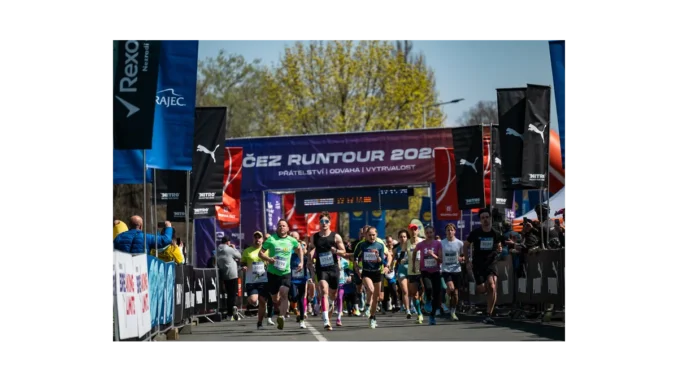 RunTour 2026: Hradec Králové přivítal vyprodaný závod