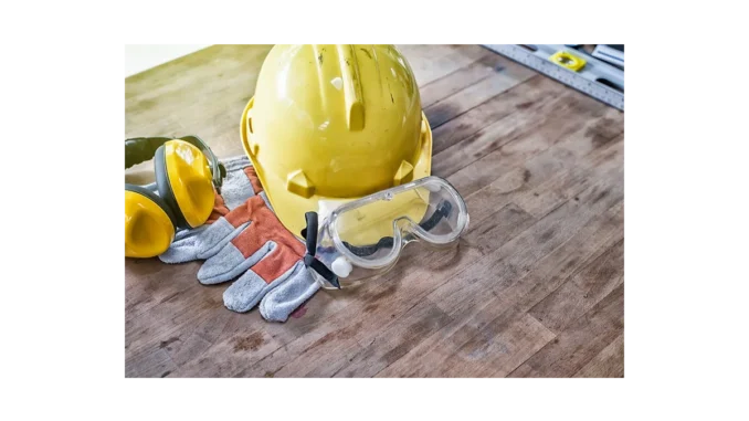 Přilby v testech EU: Bezpečnost pod lupou